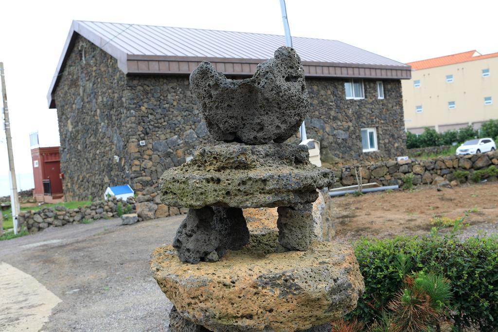 Maison Sondemul Guesthouse Jeju Buitenkant foto